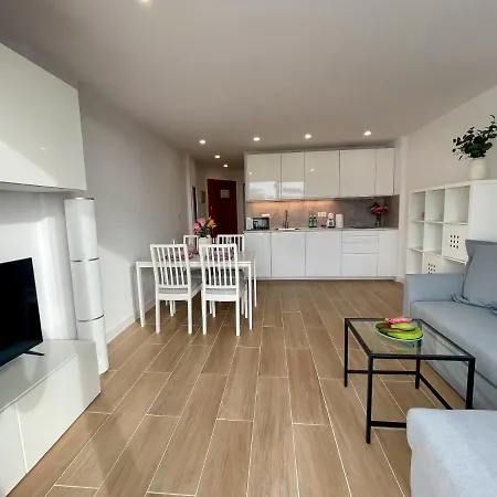 Malibu Park 2115 - Ocean View Apartament